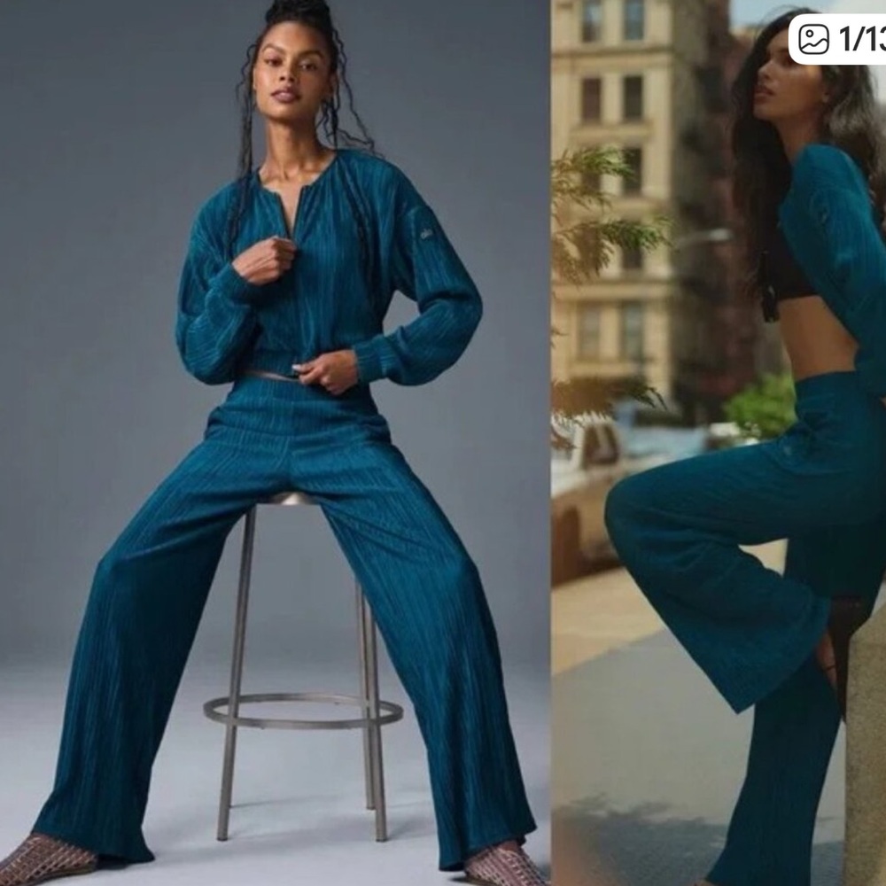 ALO Yoga Teal Wide-Leg Ribbed pants and jacket